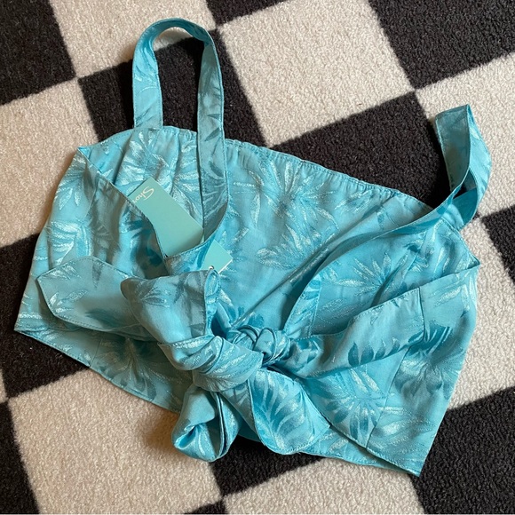 shore brand tie back cropped top - Picture 3 of 6